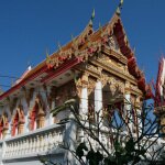 Ко Сичанг: Монастырь Там Яи Прик (Wat Tham Yai Prik) и Центр медитации